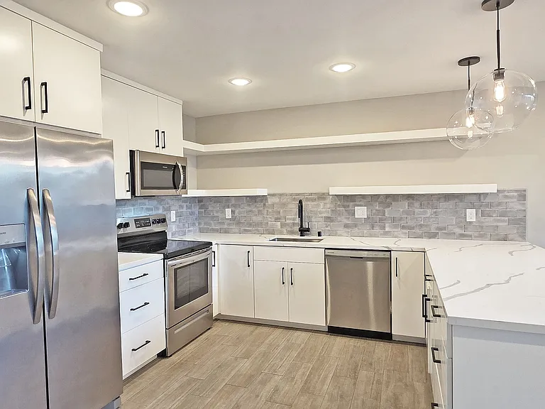 2716 N St #105 — Photo 6