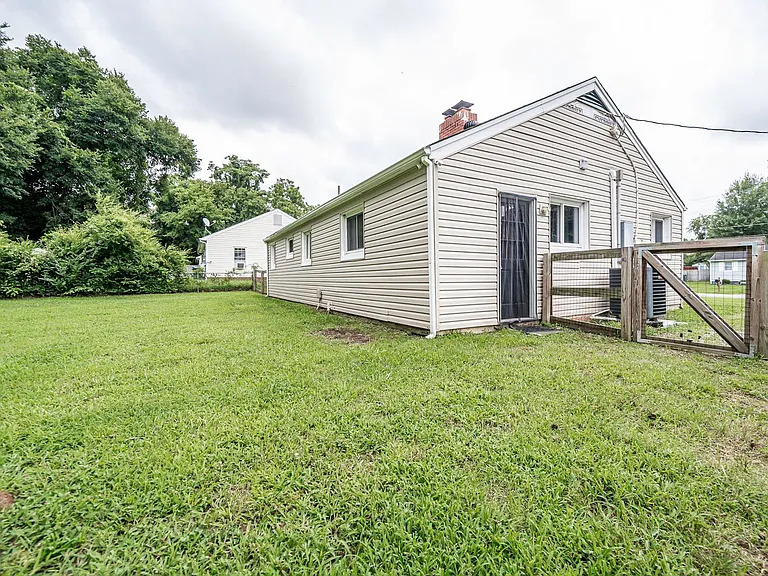 2506 Inman Ave — Photo 21