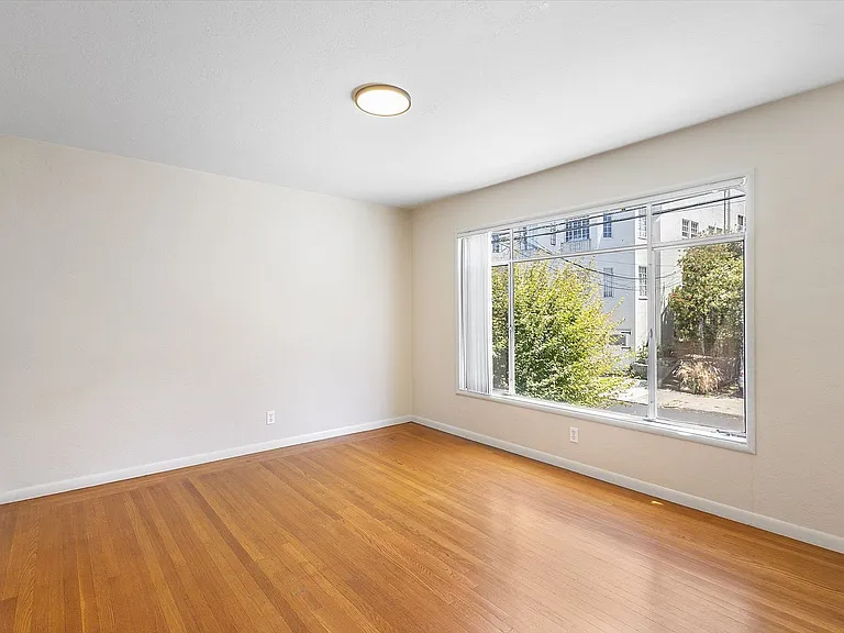 643 Beacon St #2 - 1 bedroom | 1 bath — Photo 9