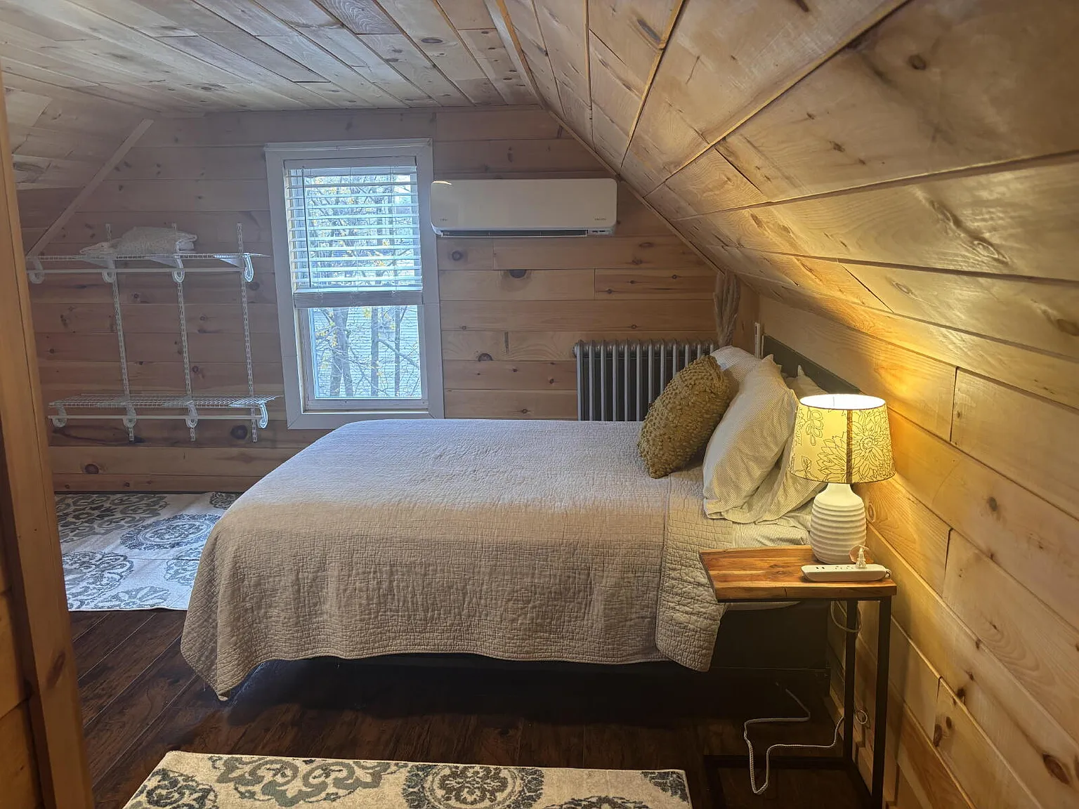 1 bed, 1.0 bath, $1,650 — Photo 2