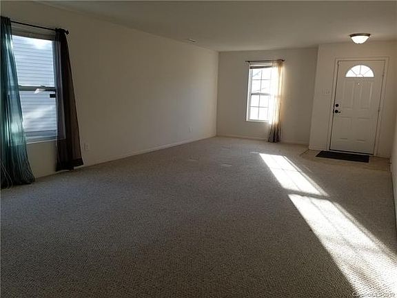3rd image of 7812 Ponderosa Pine Ln