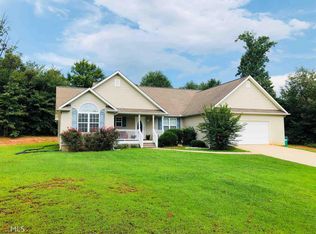 174 Sassafras Ln, Mount Airy, GA 30563