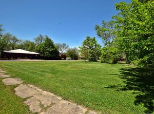 319 W Division St, Stilwell, OK 74960