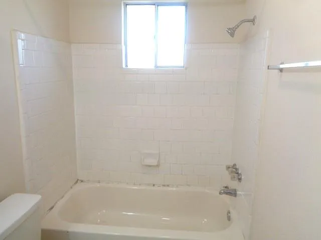 4358 Queens Retreat Dr — Photo 14