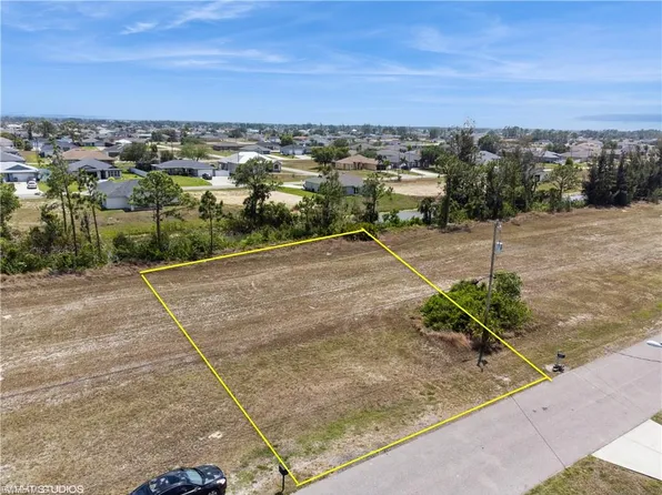 4011 NE 9th AVE, CAPE CORAL, FL 33909