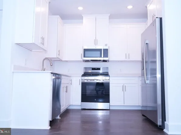 161 Leona Stewart Ln, Pennington, NJ 08534