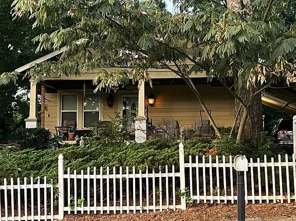 1795 Ware Ave, East Pt, GA 30344