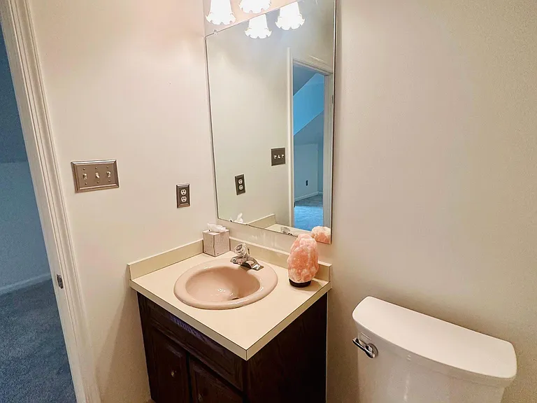 33 Sentinel Rd — Photo 4