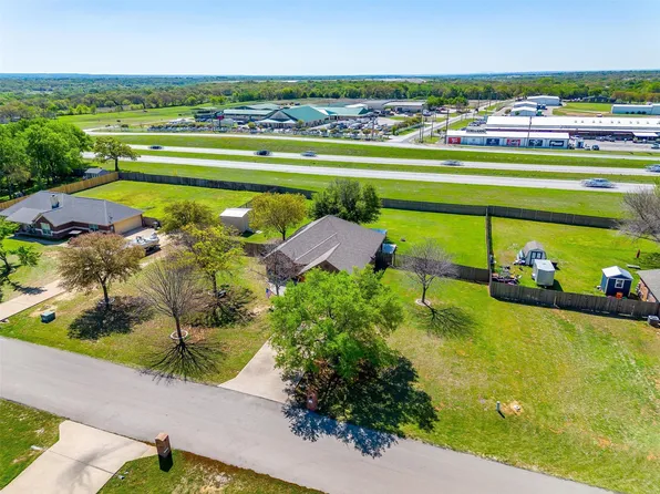 154 Hunters Cir, Weatherford, TX 76088