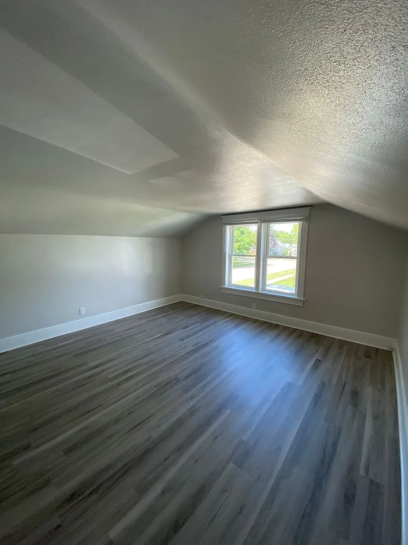 801 Dove St — Photo 2