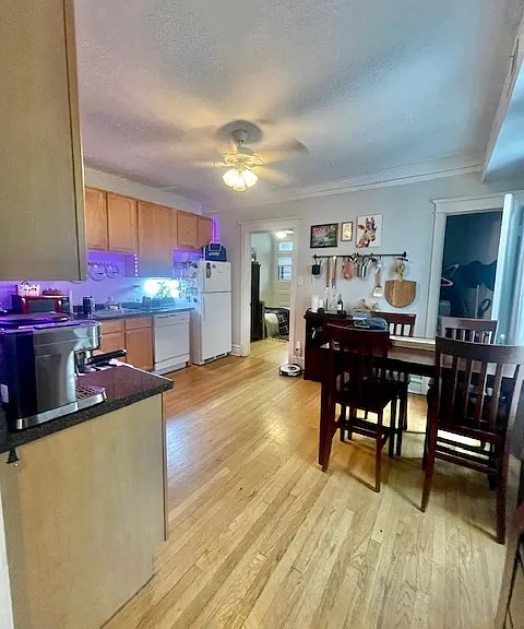 908 W Waveland Ave #2 — Photo 10
