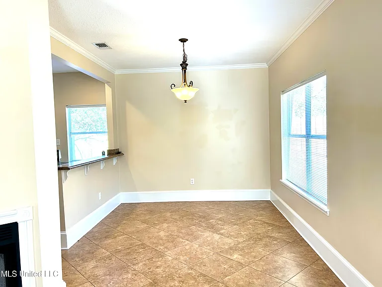 3609 Reeves Ln — Photo 5
