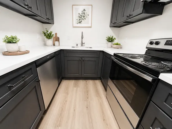 819 Adams Ter APT C, Davis, CA 95616