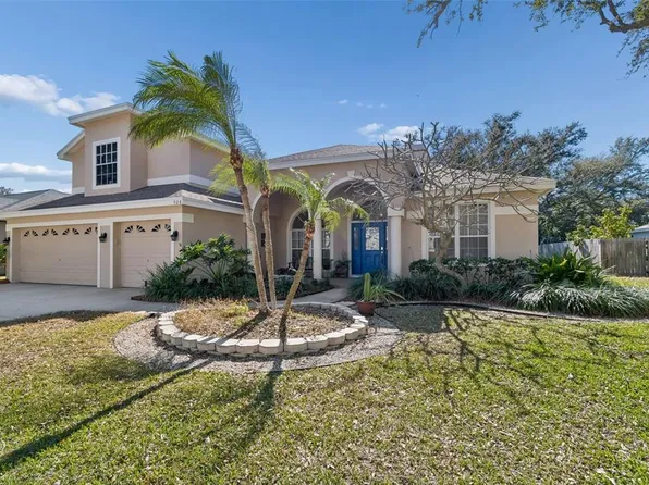 928 Oakview Rd, Tarpon Springs, FL 34689