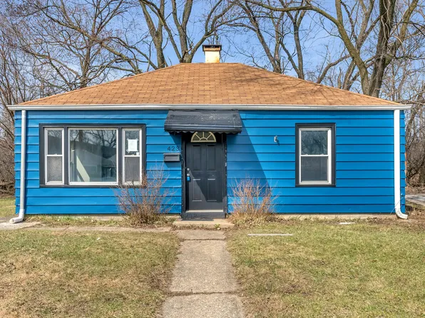 423 176th Ct, Hammond, IN 46324