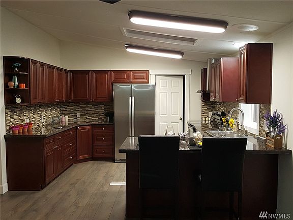 5th image of 6407 S Vista Dr E