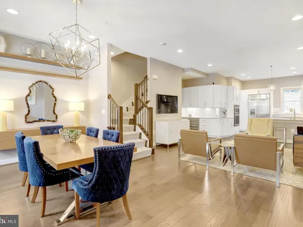 2104 Main Line Blvd, Alexandria, VA 22301