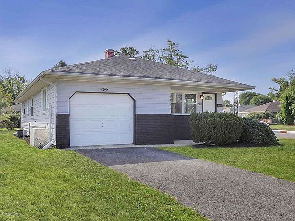 2nd image of 588 Jamaica Blvd