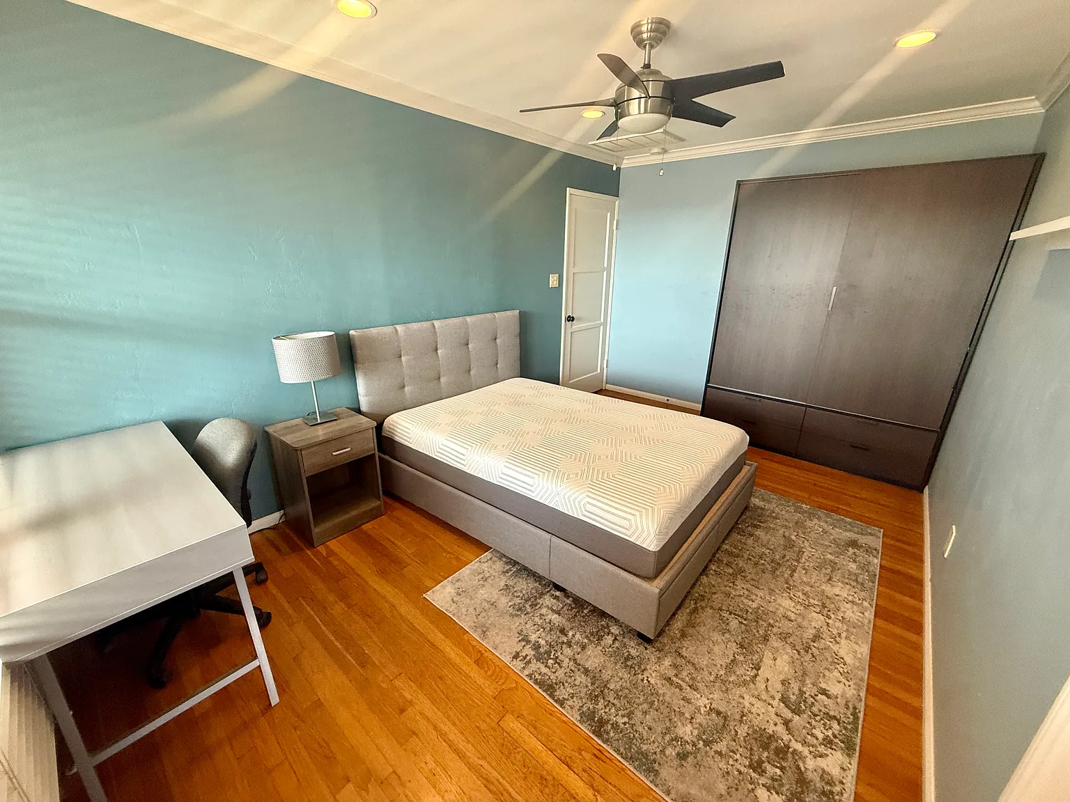 3 bed, 1550 sqft, $1,375 — Photo 4