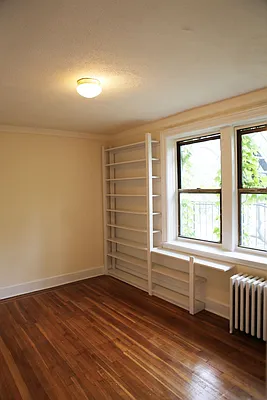 Rented by Chris Stewart, LREB | media 4