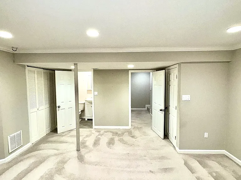 6765 Jenny Leigh Ct — Photo 14