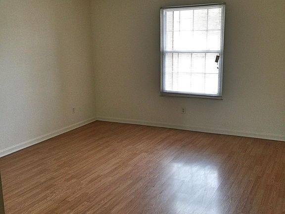 2nd image of 7506 Falling Leaves Cir APT C