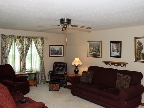 3rd image of 514 W Otterbein St