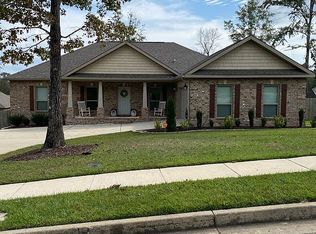 3379 Woodlands Dr, Saraland, AL 36571