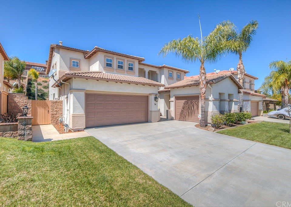 1st image of 36 Vista Toscana