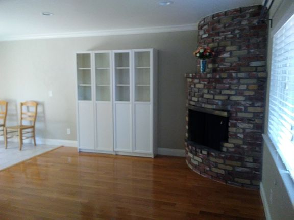 4th image of 2492 Whitney Dr #A