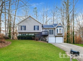 2709 Braemore Gln, Powder Springs, GA 30127