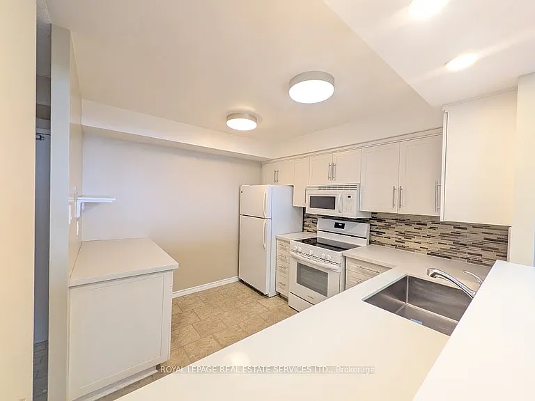 3845 Lake Shore Blvd W #1504 — Photo 6