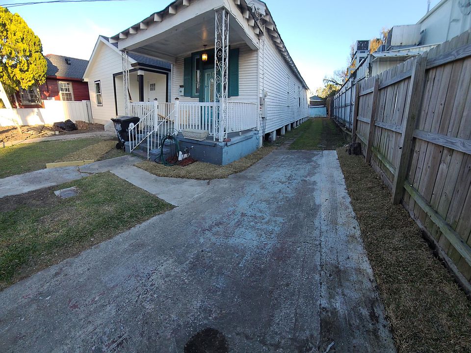 1st image of 2415 Eagle St