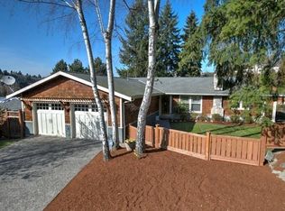 8020 SE 34th Pl, Mercer Island, WA 98040