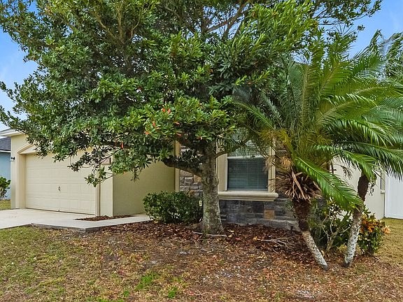 3rd image of 7012 Brenton Manor Ln