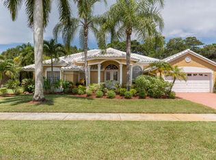 19137 Cloister Lake Ln, Boca Raton, FL 33498