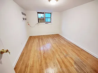 Rented by Garfield Realty 