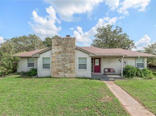 7322 Edge Cut Off Rd, Hearne, TX 77859