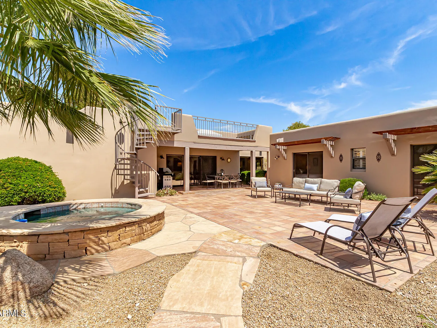 3 bed, 3.5 bath, 3035 sqft, $6,000 — Photo 3