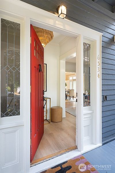 3rd image of 6534 19th Avenue NE