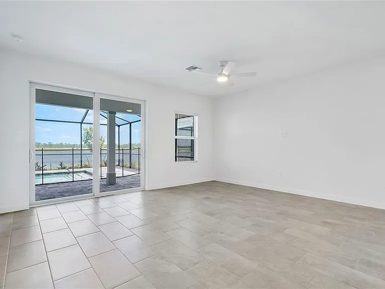 14735 Bluewater Rd — Photo 19