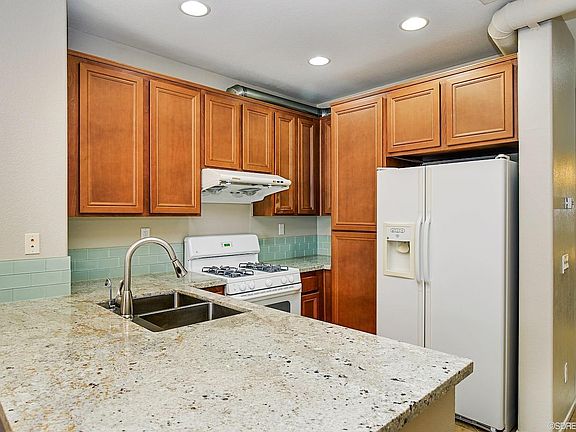 3rd image of 16916 Hutchins Lndg Unit 80