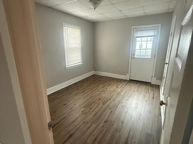 Bedroom (2)
