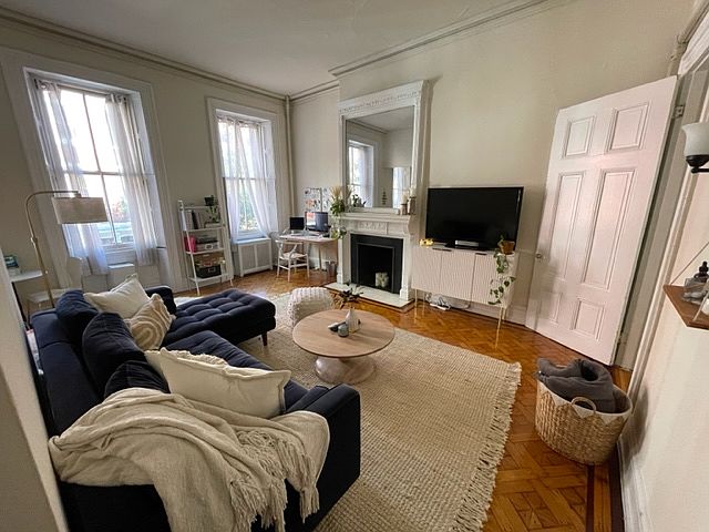 2nd image of 1630 Spruce St APT 2F