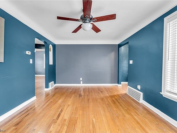 5th image of 4431 Grantwood Dr