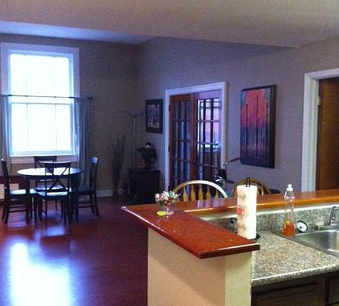 2nd image of 2104 Strand St #2N