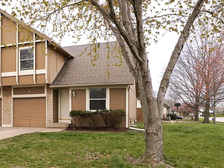 609 SE Bayberry Ln #A — Photo 37