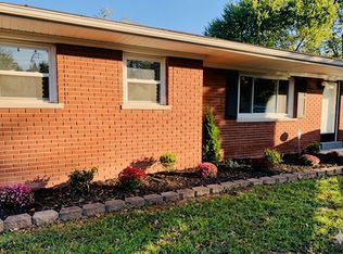 2022 Lynn Lea Rd, Shively, KY 40216