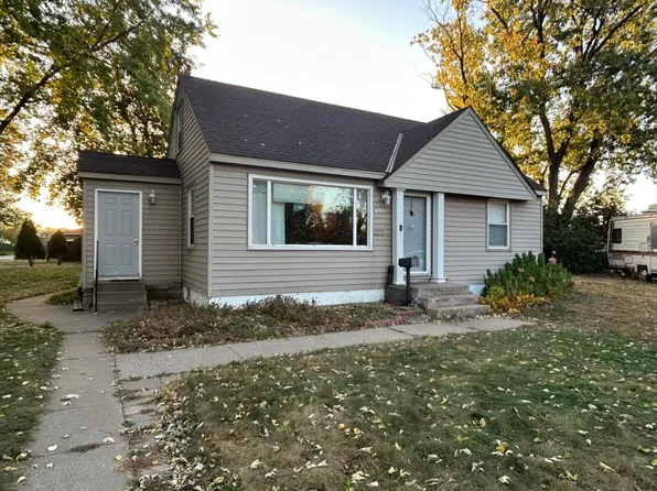 5132 Hughes Ave, Minneapolis, MN 55421