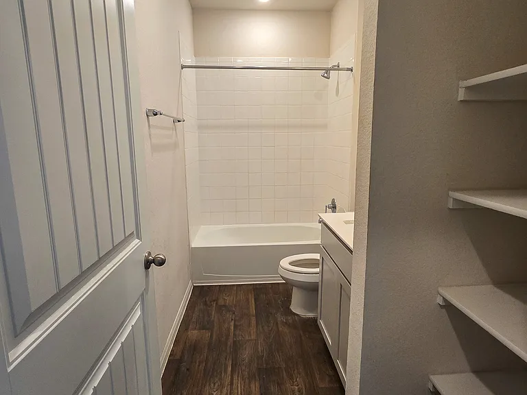 109 Brody Ln — Photo 20